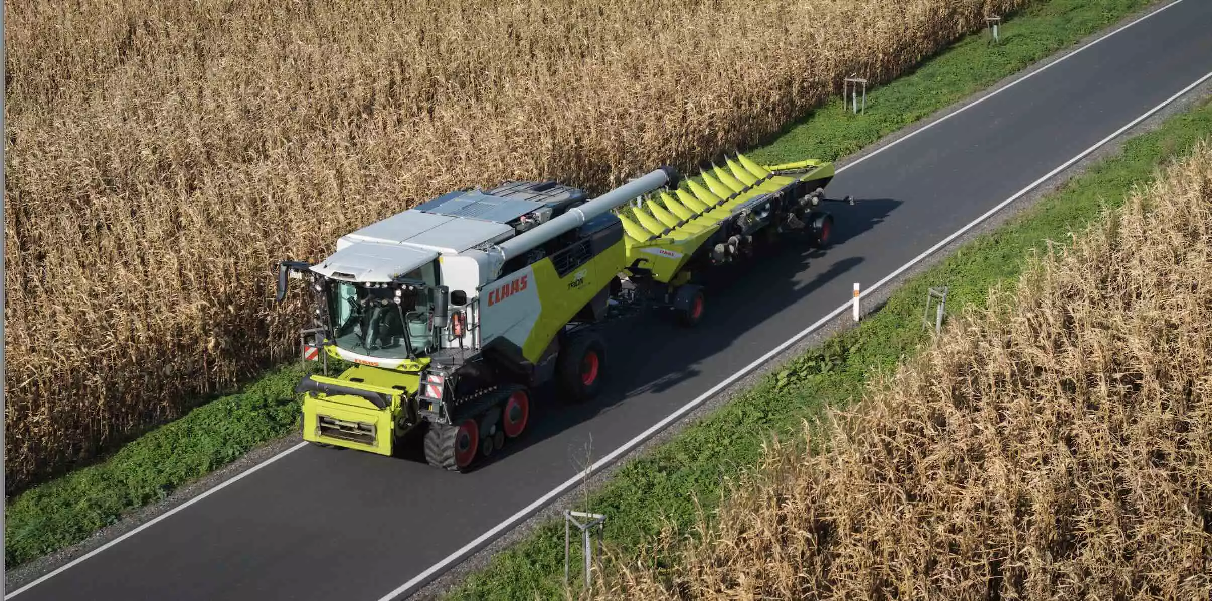 Sur route, la Trion 760 est homologu&eacute;e pour une vitesse de pointe de 25 km/h &agrave; un r&eacute;gime moteur r&eacute;duit &agrave; 1600 tr/min