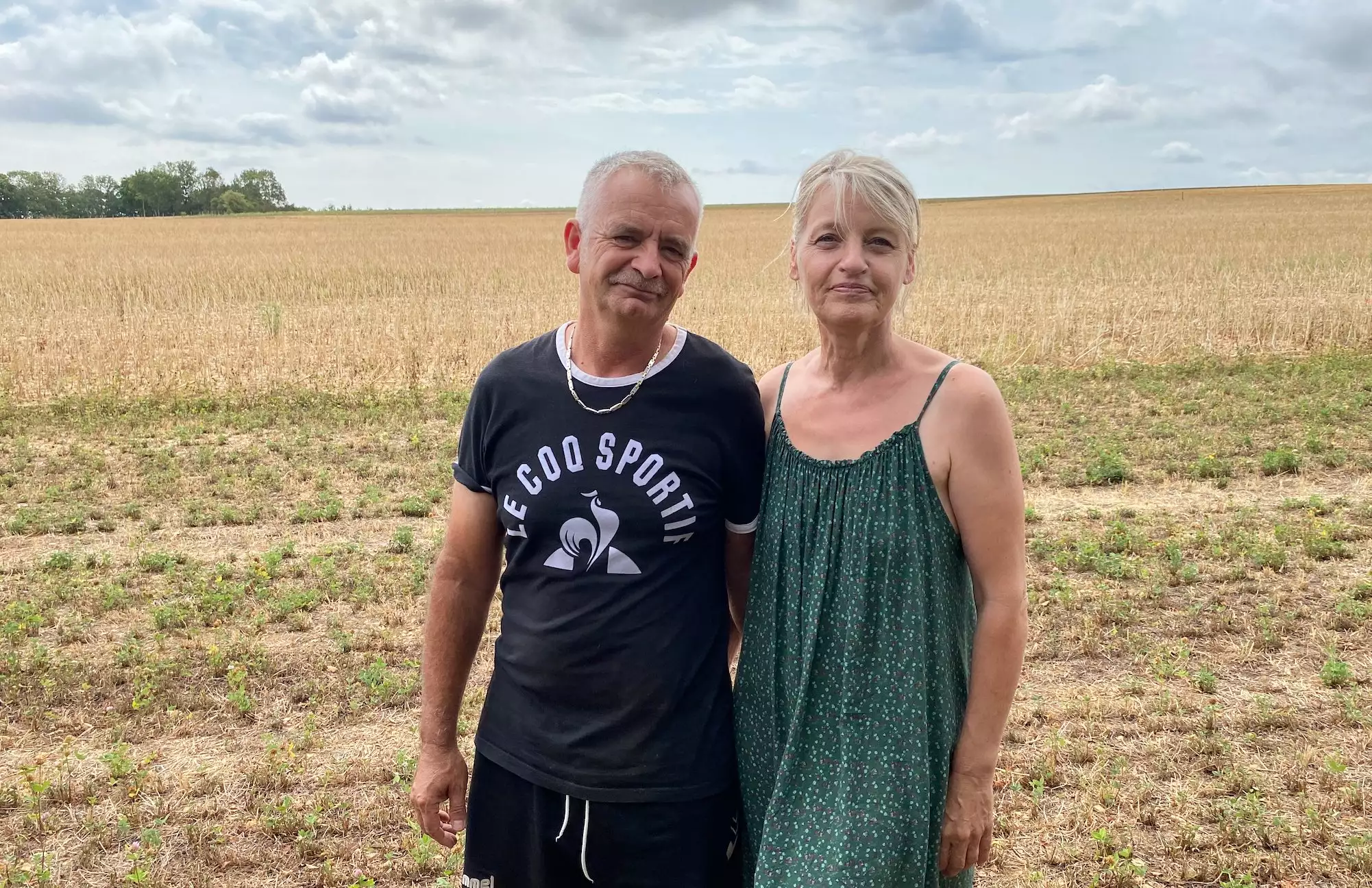 Mireille et Patrick, qui ont un regard bienveillant sur l’agriculture et les agriculteurs, apprécient la mise en place de la ZNT de 10 mètres en bordure de leur pavillon