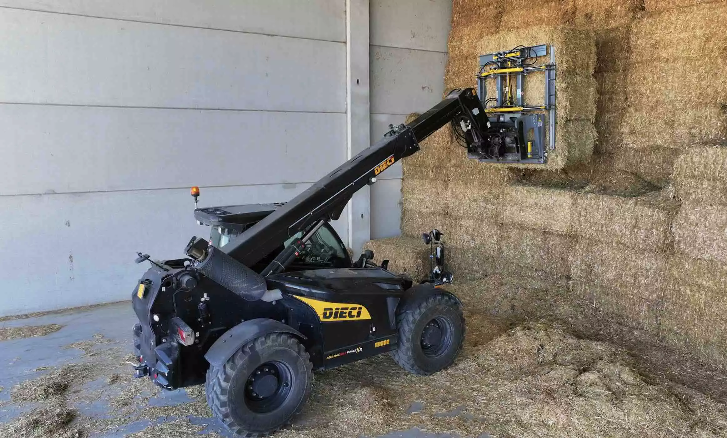 Dieci propose avec la gamme Power x2 un chargeur télescopique avec transmission à variation continue (CVT), une première mondiale (Crédit photo : Dieci)