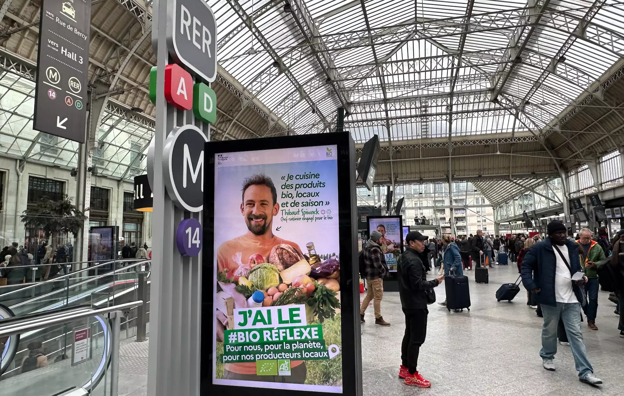 En 2024, l’Agence bio a réactivé sa campagne #Bio Réflexe et réalisé un tour de France en bus, à la rencontre des consommateurs (Crédit photo : R. Lecocq)