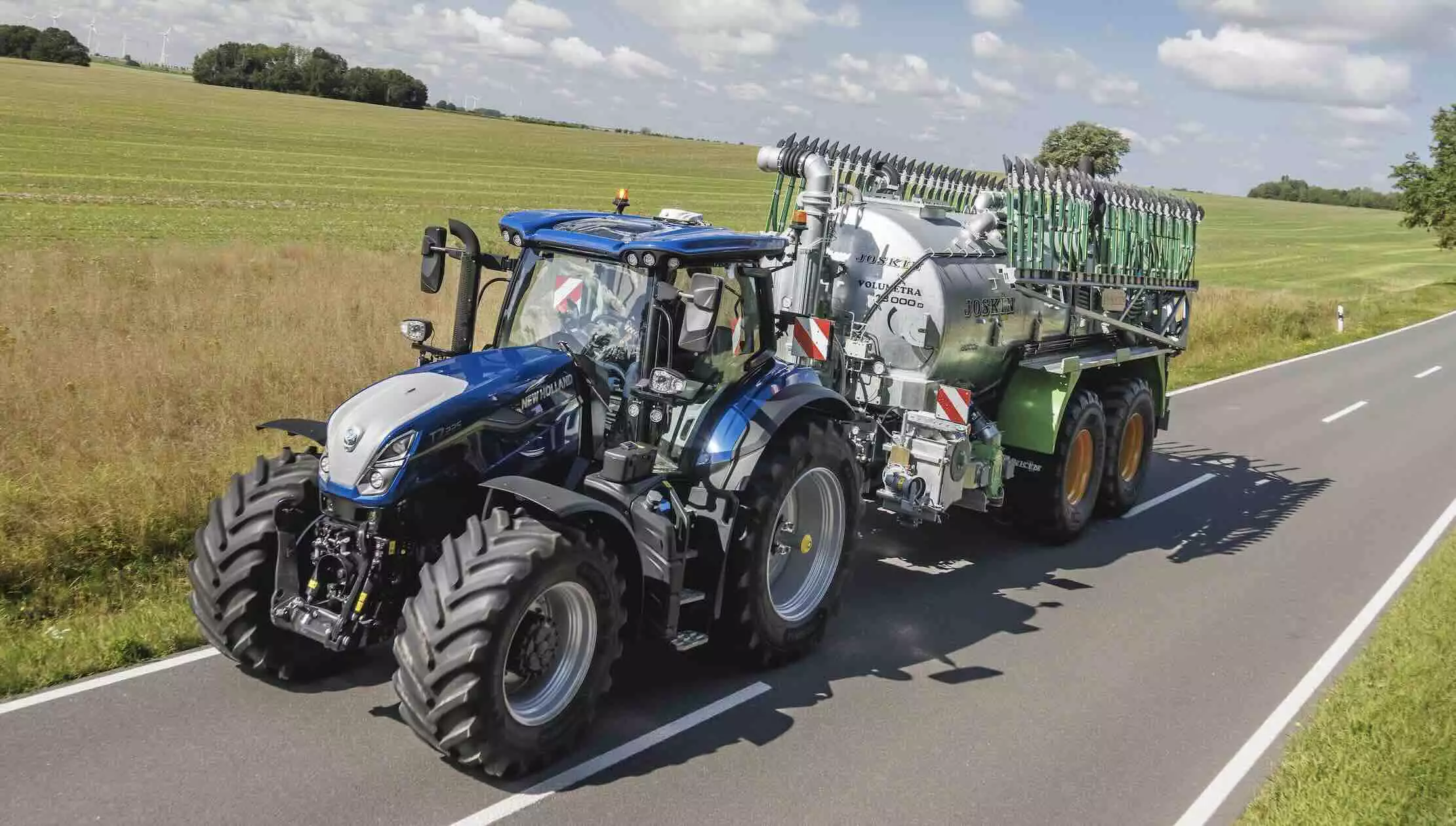 Le système de gestion de la puissance du moteur EPM permet d'augmenter la puissance de 22 à 25% dans les applications de transport, de prise de force et hydrauliques