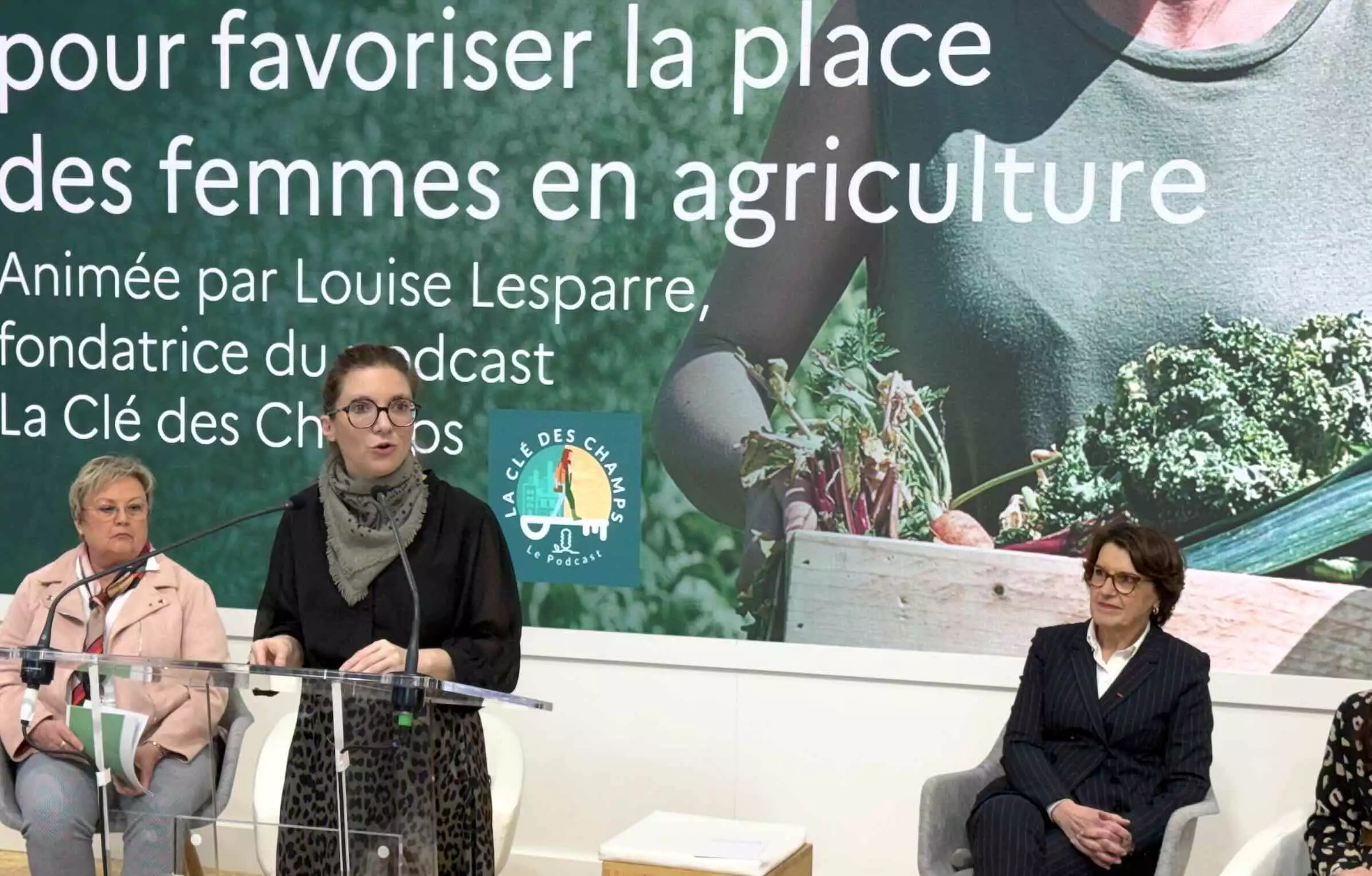 Les ministres de l'Egalité entre les femmes et les hommes Aurore Berger, et de l’Agriculture Annie Genevard au Salon de l’agriculture le 23 février 2026 © R. Lecocq