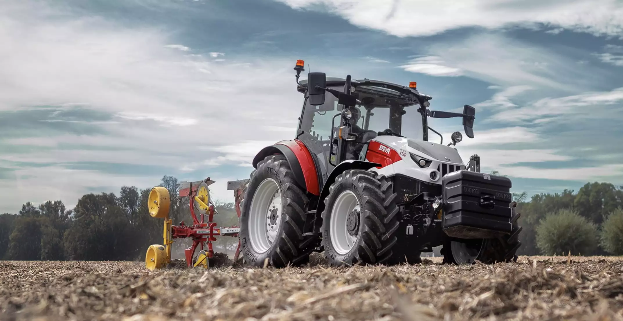 La série Plus peut recevoir de nombreuses spécificités en matière d’agriculture de précision et de connectivité (Crédit photo : Steyr)