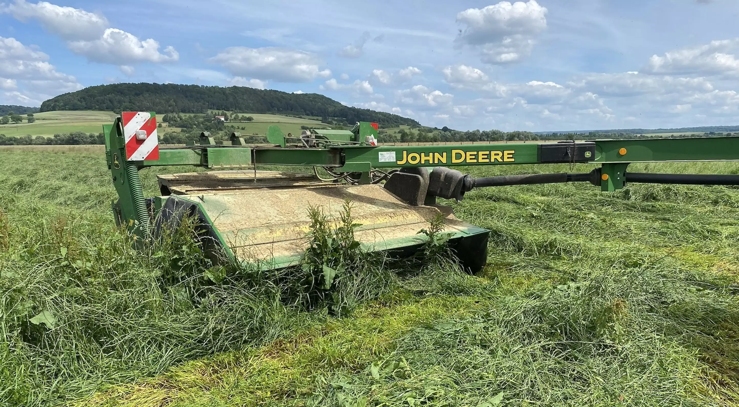 Au 20 septembre 2024, la production cumulée des prairies permanentes dépasse de 28 % celle de référence calculée sur la période 1989-2018 (Crédit photo : R. Lecocq)