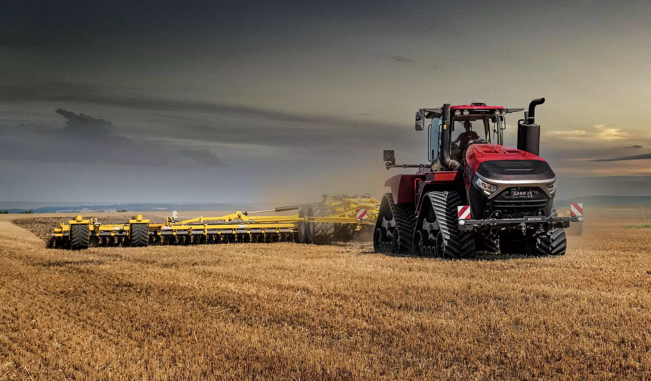 Le QuadTrac 715 bénéficie d’une transmission hydraulique (HDS) améliorant le confort et réduisant la compaction (Crédit photo : Case IH)