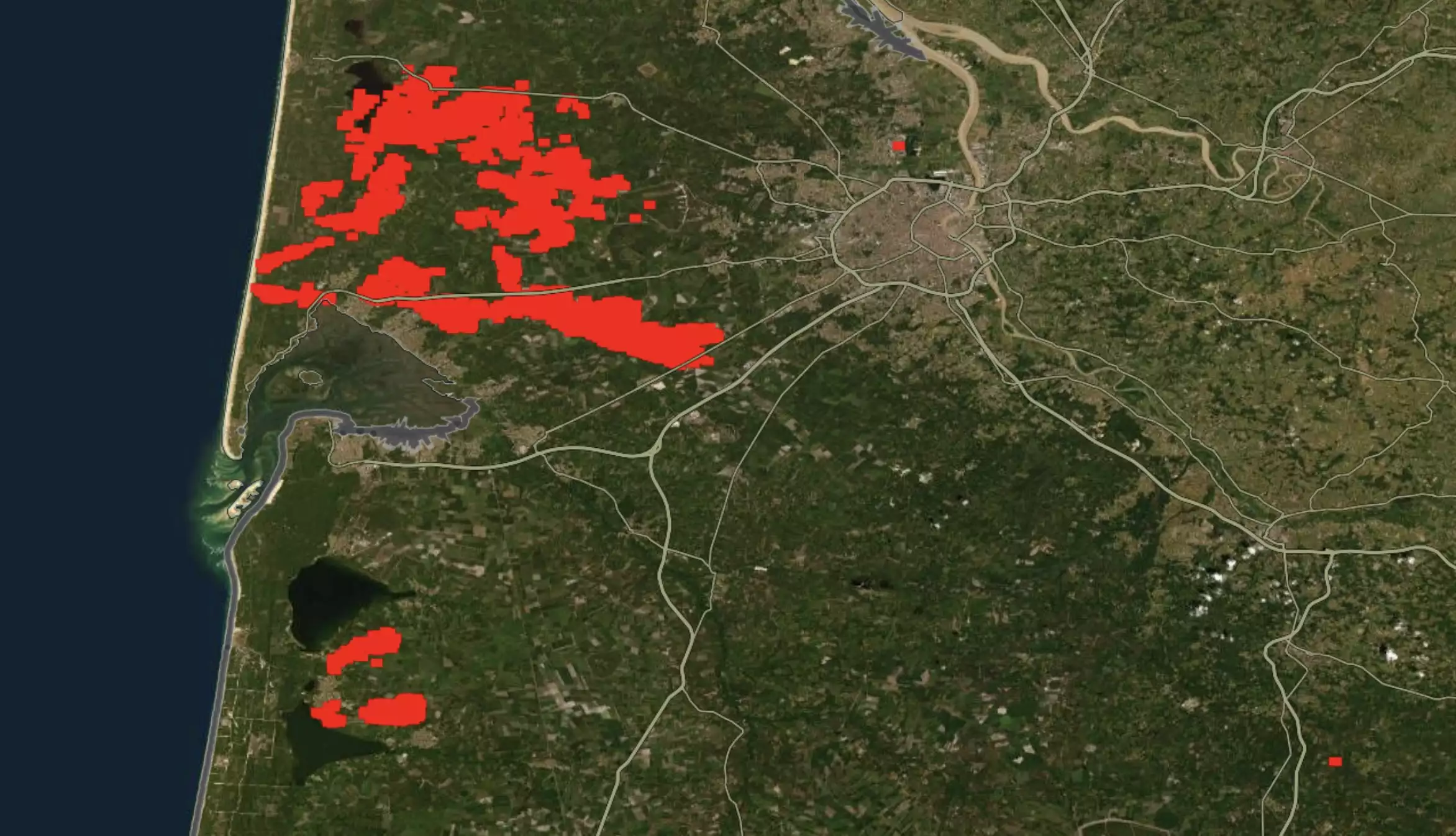 Carte de l’incendie de Saumos (Gironde) et de Biscarrosse (Landes) en date du 26 juillet © NASA / FIRMS