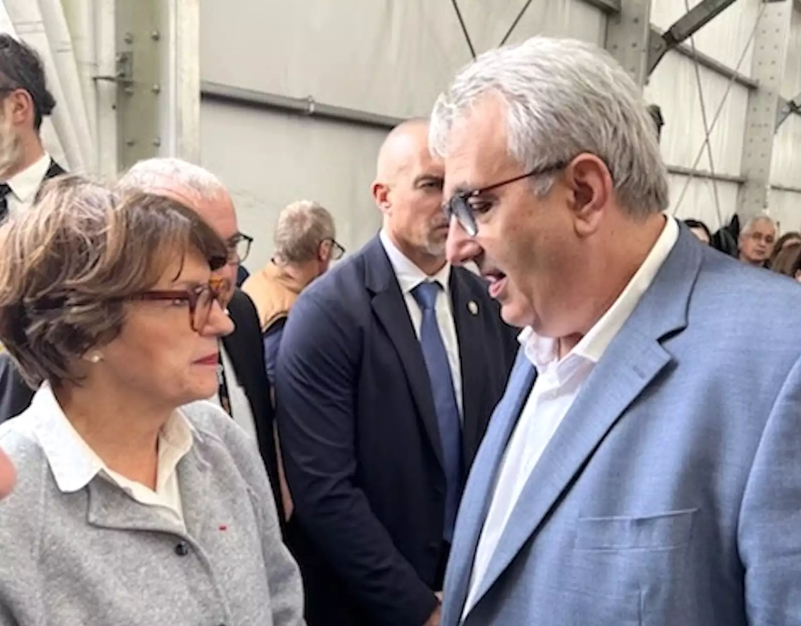 La ministre de l&rsquo;Agriculture Annie Genevard et le pr&eacute;sident du Cr&eacute;dit Agricole Eric Vial au Sommet de l&rsquo;&eacute;levage le 8 octobre 2026