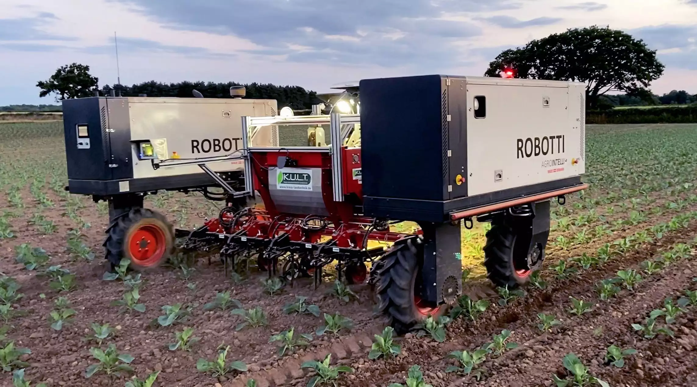 Doté d’un moteur Kubota de 72 ch, le Robotti LR affiche ainsi une autonomie de travail de 60 heures