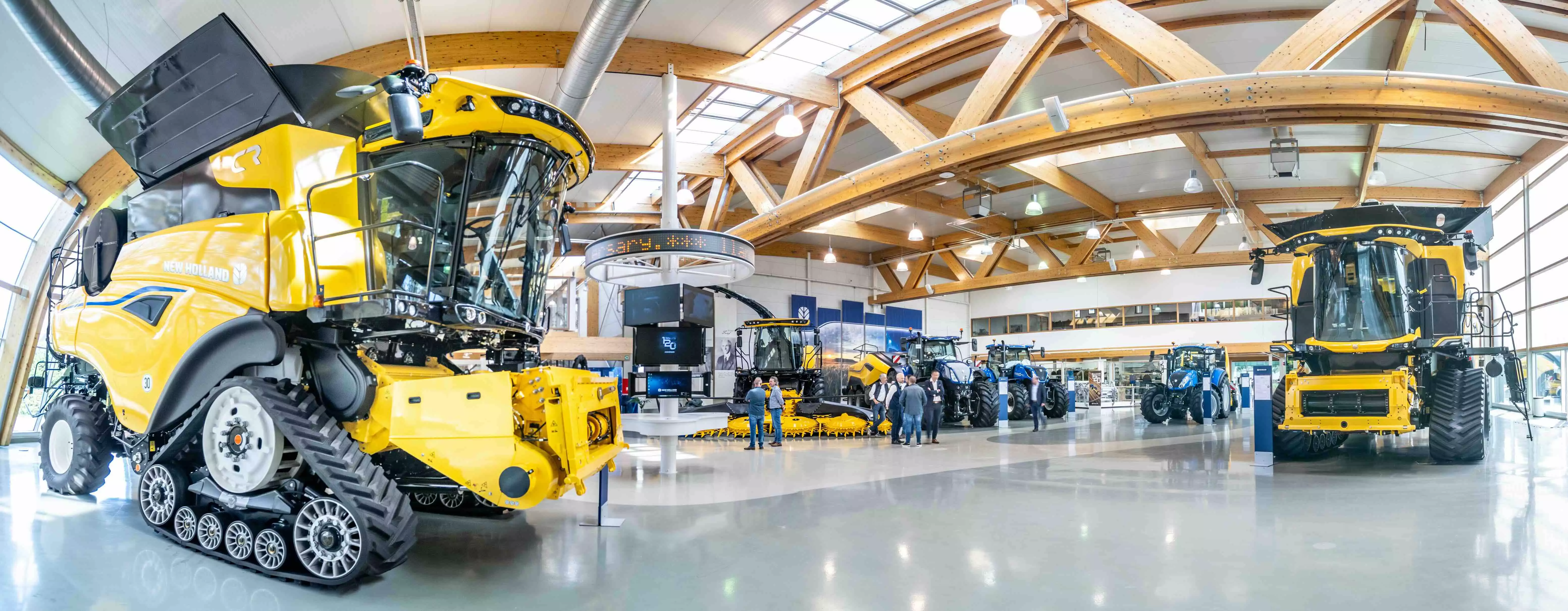 Sous le capot d’une CR11, assemblée en 500 heures de travail, il y a environ 11.000 composants individuels et 75 technologies brevetées © New Holland